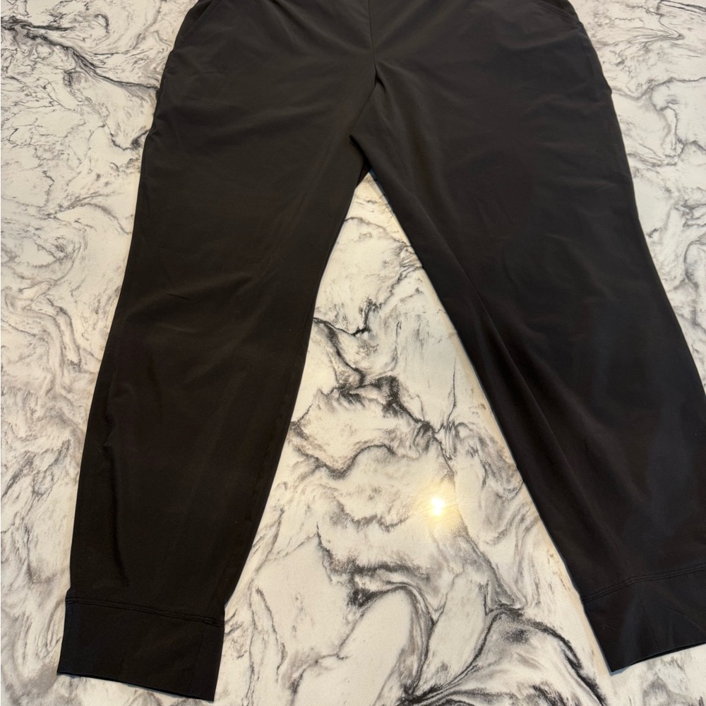 Eddie Bauer Women's Black Departure Jogger